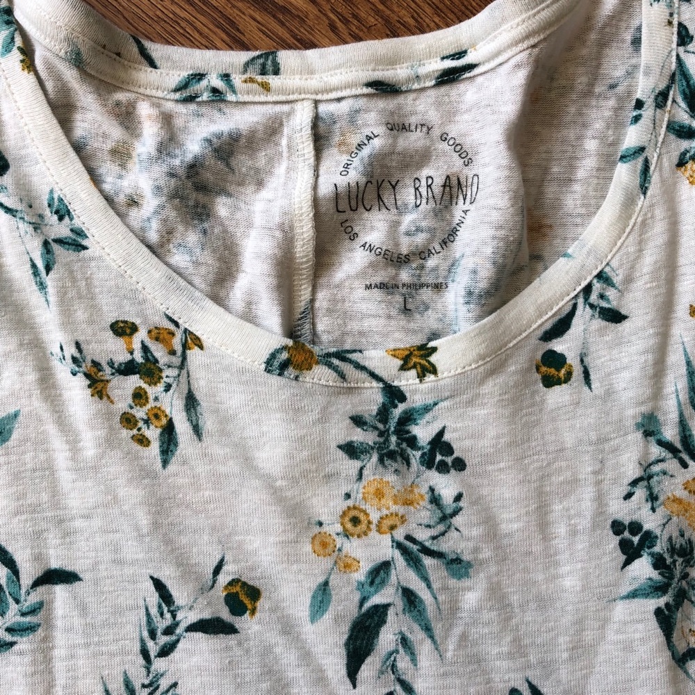 Lucky Brand linen blend top, like new - Picture 2 of 3